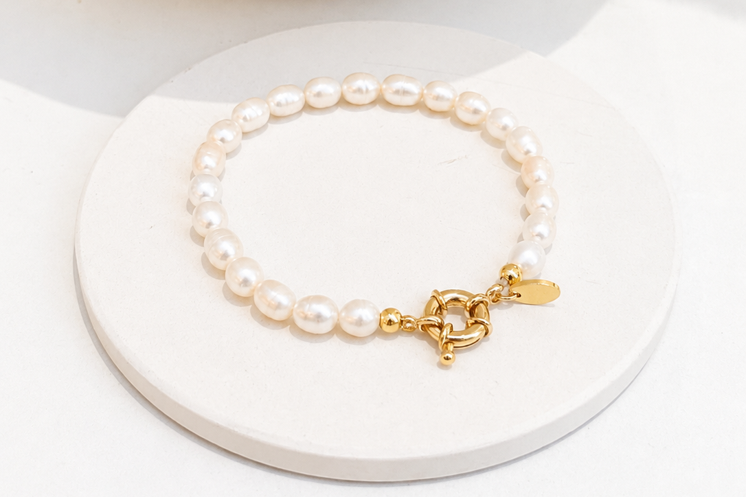 
                  
                    Pearl Bay Bracelet
                  
                