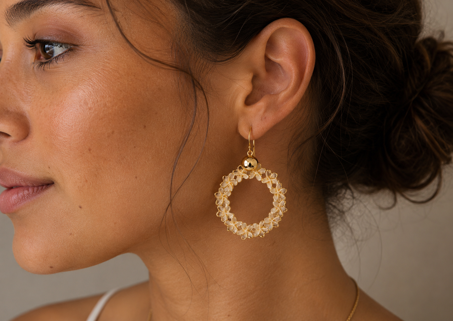 
                  
                    Aurelia Bloom Earrings – Floral Statement Drop Earrings
                  
                