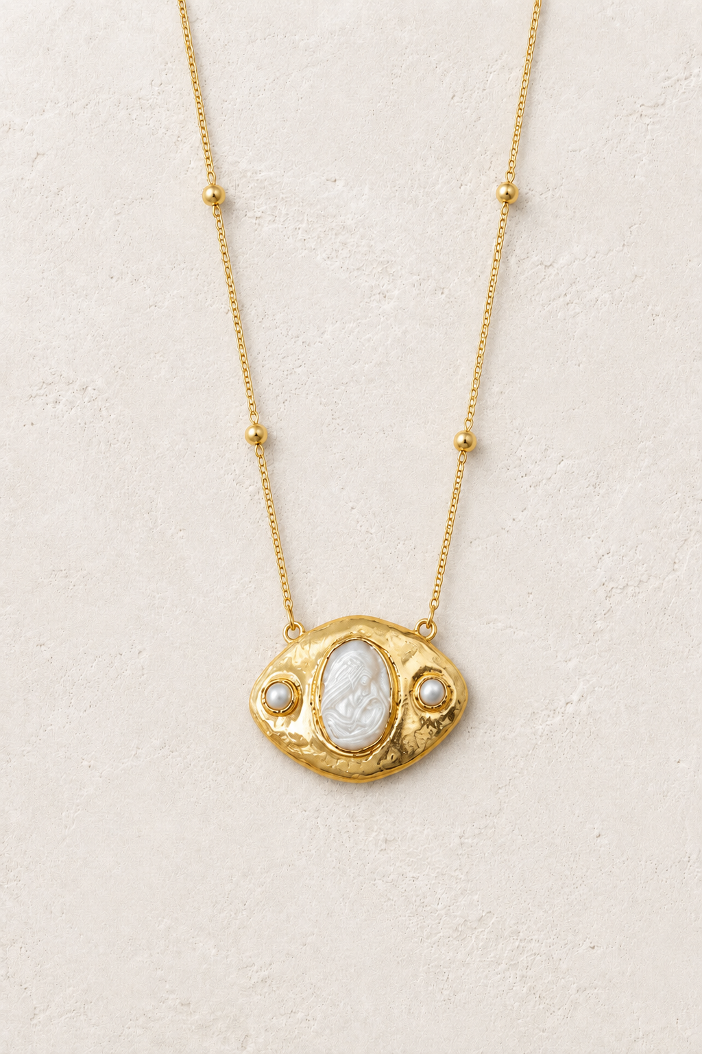 
                  
                    Pearl Amelie Necklace – Freshwater Pearl & Shell Statement Necklace
                  
                