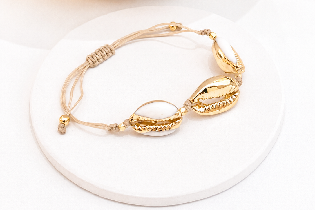 
                  
                    Golden Tide Shell Bracelet
                  
                