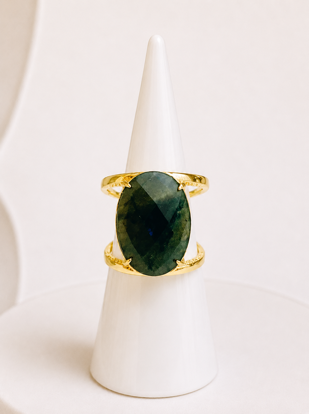 
                  
                    Aurevia Labradorite Statement Ring
                  
                
