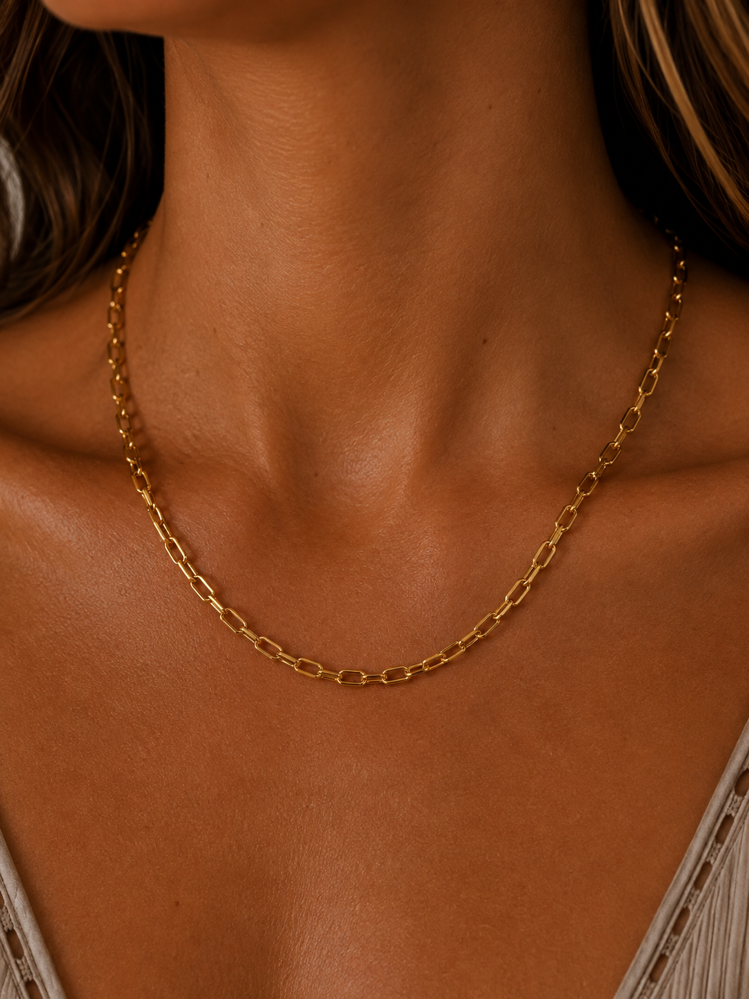 
                  
                    Bold Link Chain Necklace
                  
                