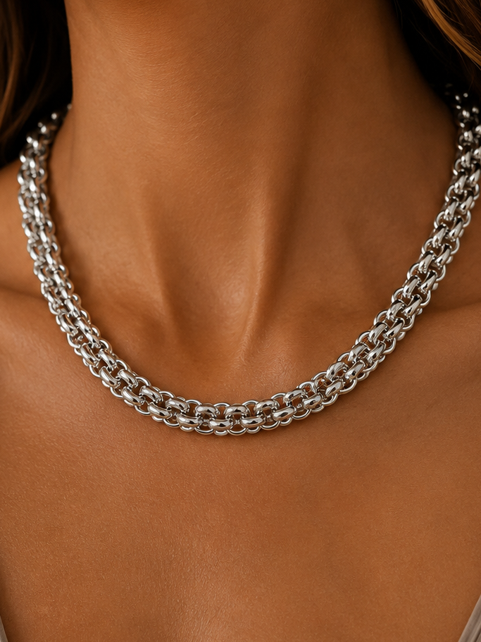 
                  
                    Sienna Silver Statement Chain Necklace – Waterproof Stainless Steel
                  
                