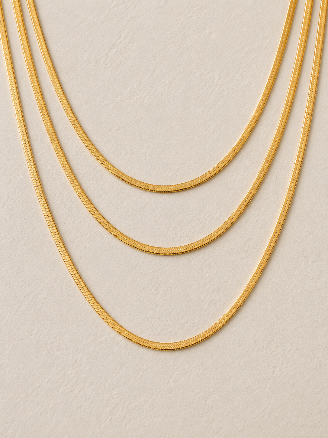 
                  
                    Sienna Herringbone Layered Necklace – Waterproof Gold-Plated Stainless Steel
                  
                