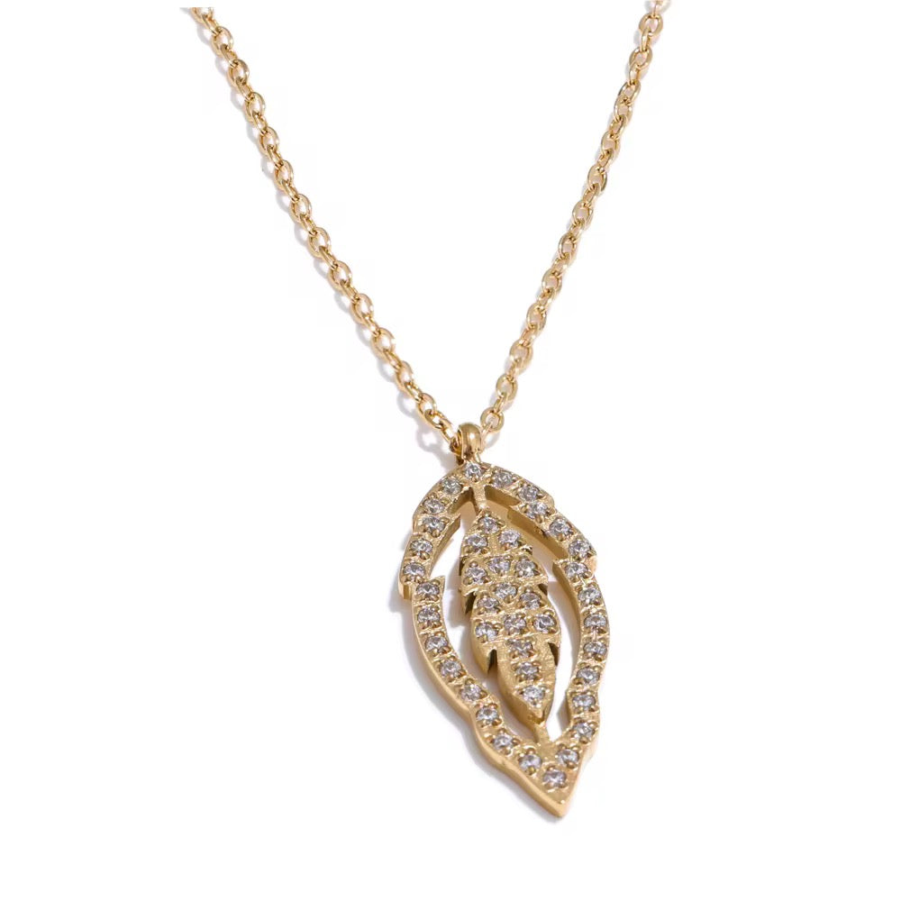 
                  
                    Solene Crystal Leaf Necklace – Dainty Gold Pendant Necklace
                  
                