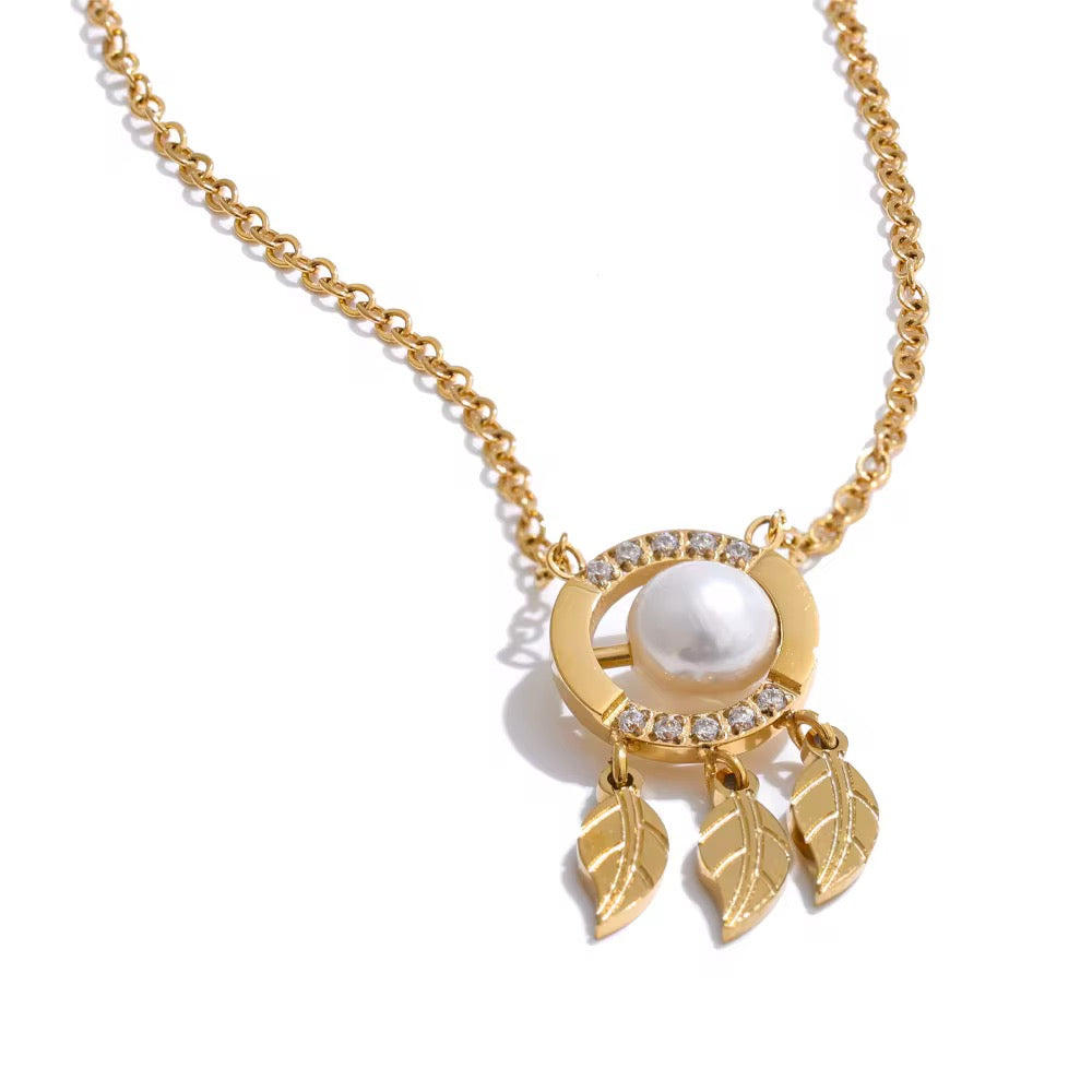 
                  
                    Amara Dreamcatcher Pearl Necklace – Waterproof & Tarnish-Free
                  
                