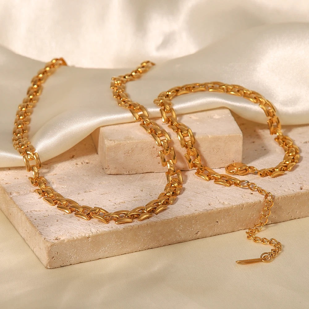 
                  
                    Gold Plated Stainless Steel Waterproof & Tarnish-Free Necklaces- Boho Jewellery For Everyday Wear
                  
                