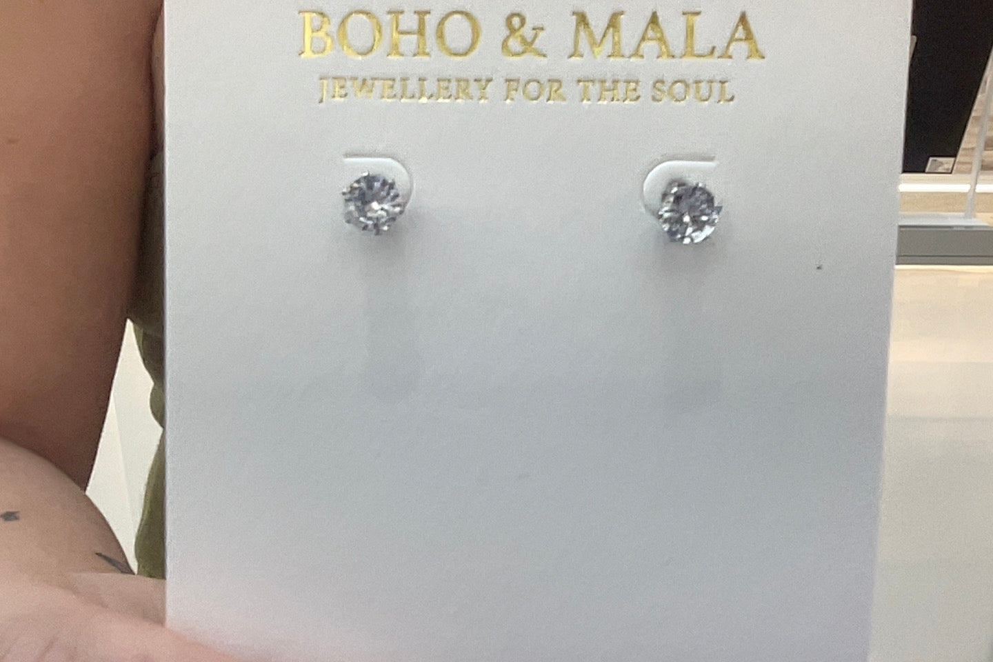 
                  
                    7mm CZ Clear Stud
                  
                