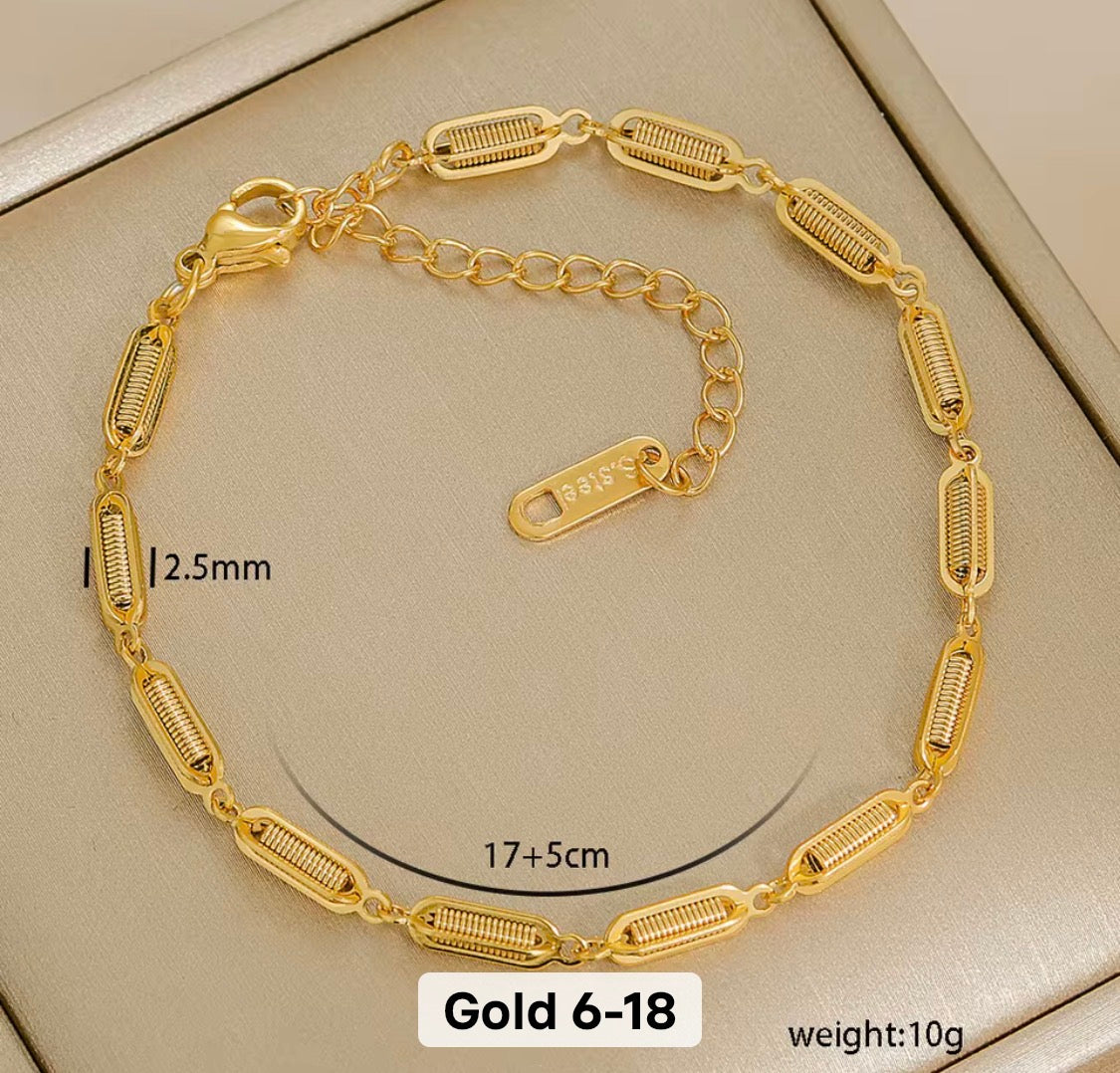 
                  
                    Gold Textured Link Bracelet with measurements
                  
                