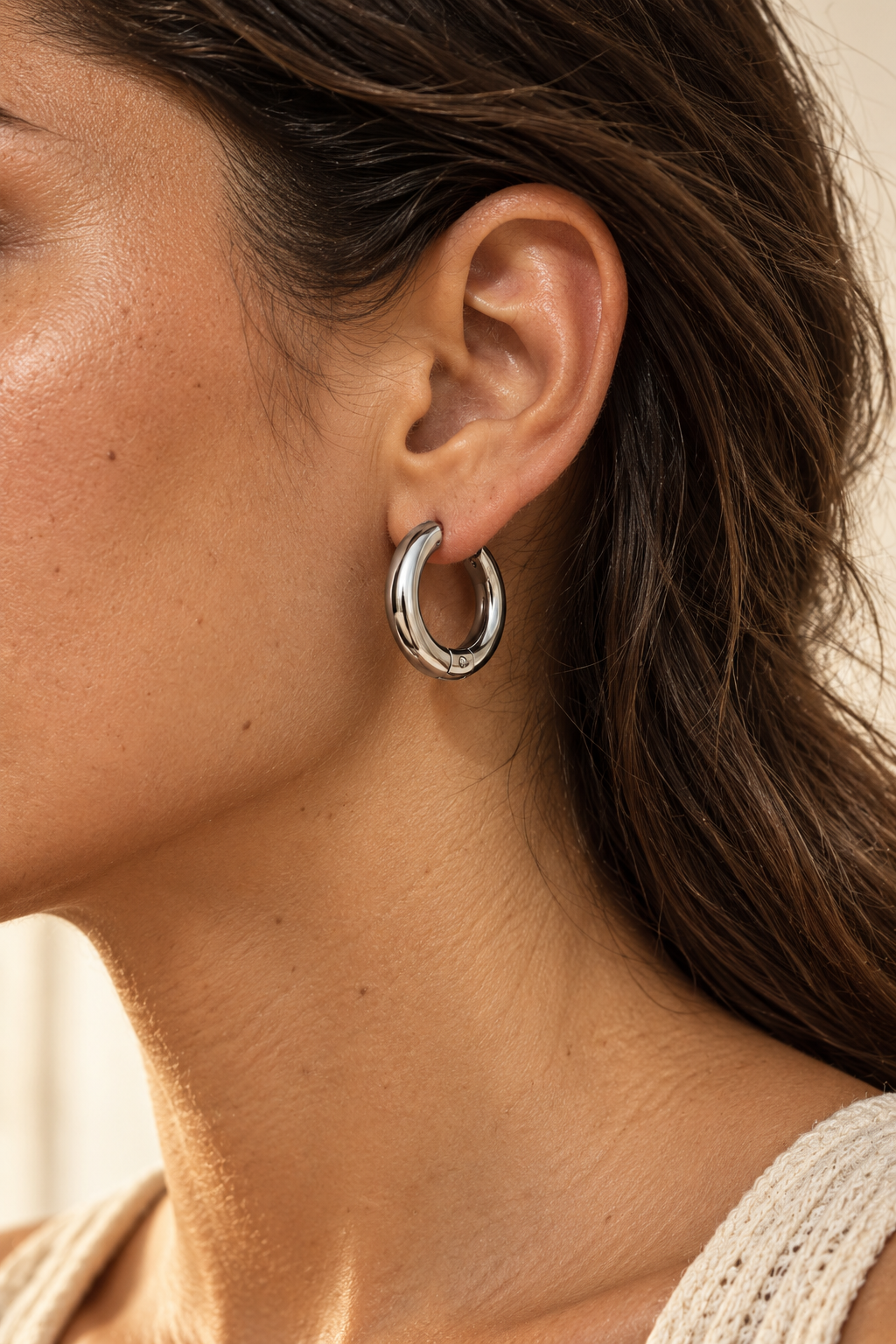 Model wearing Classic Waterproof Hoop Earrings – Silver 16mm